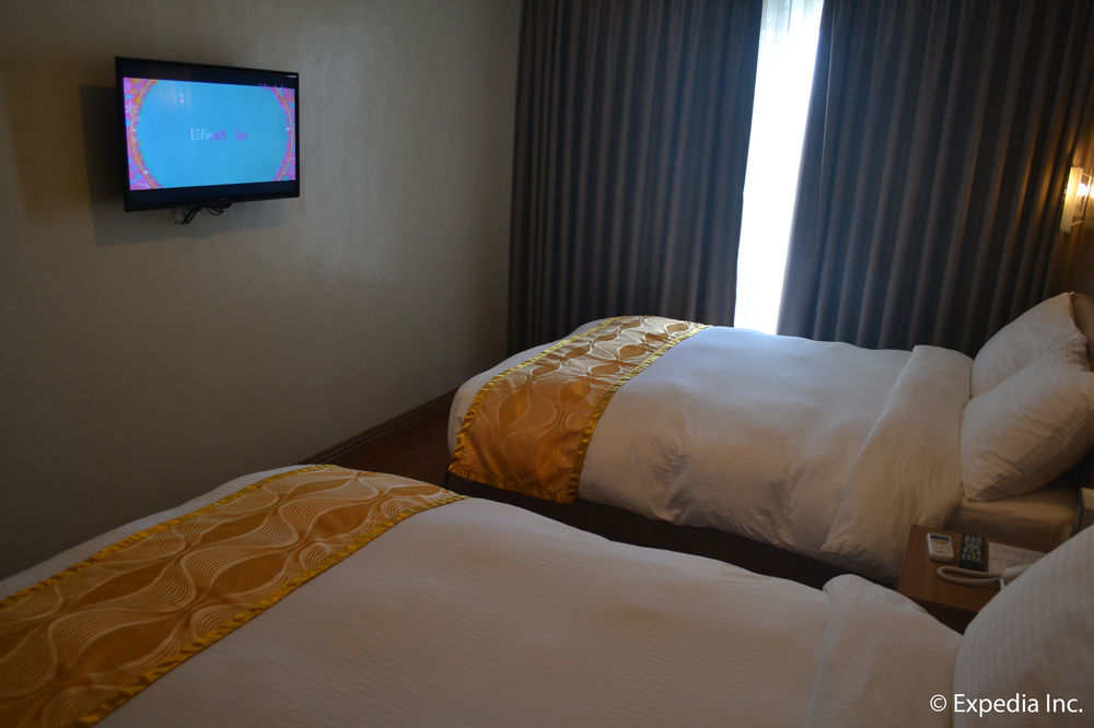 Vista Real Hotel تاجيتاي المظهر الخارجي الصورة