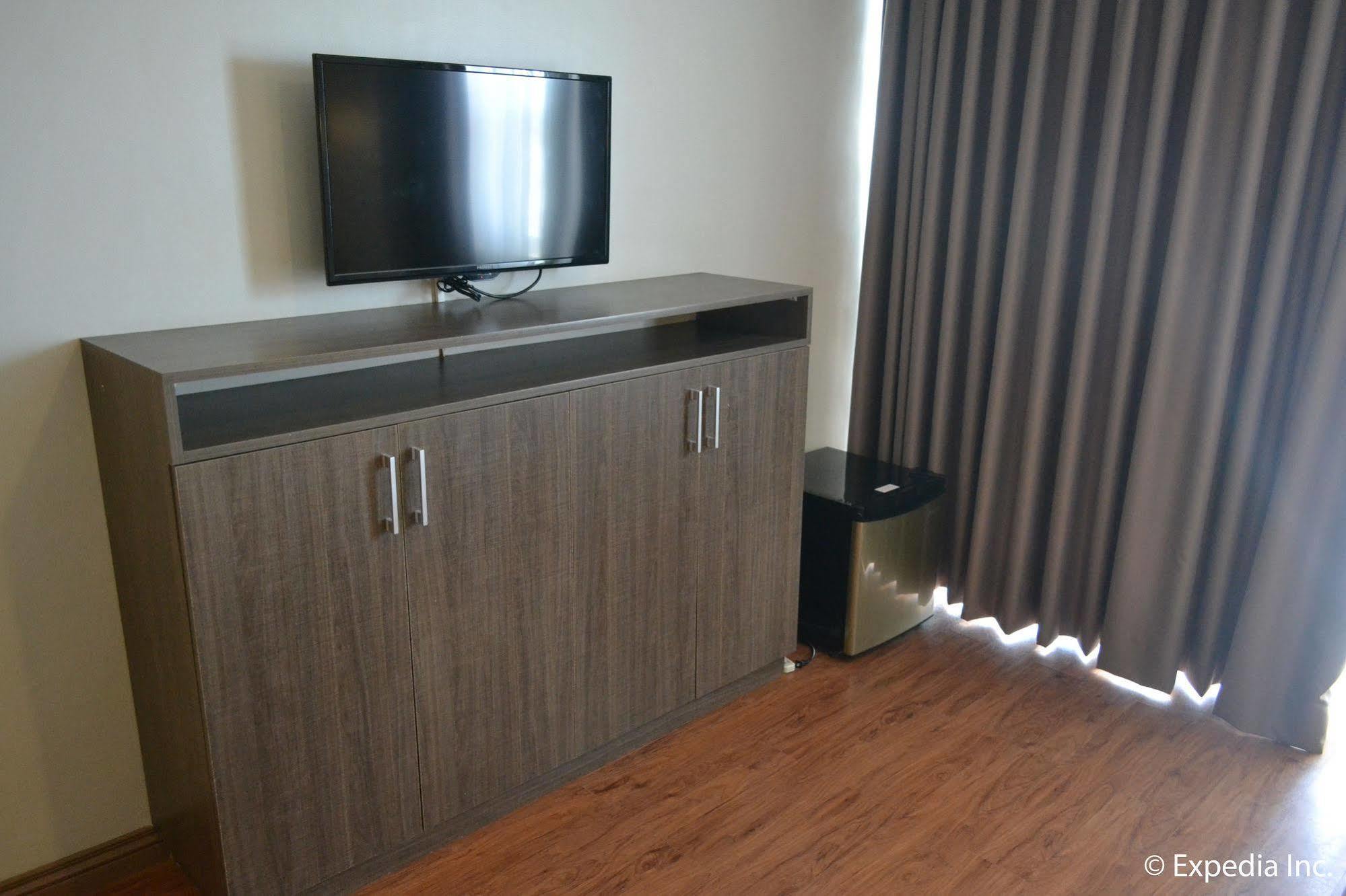 Vista Real Hotel تاجيتاي المظهر الخارجي الصورة