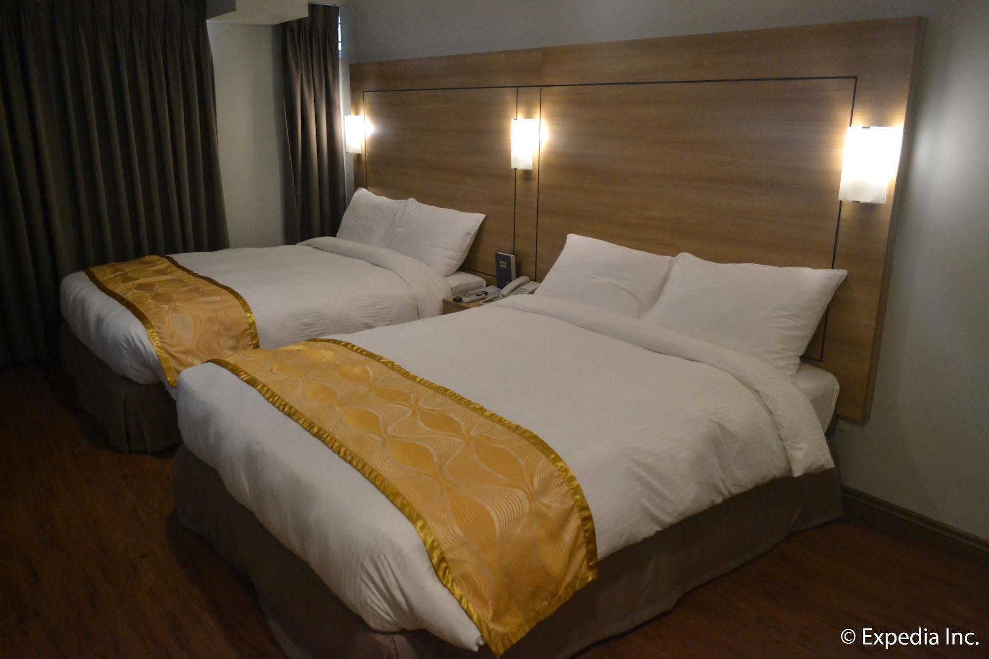 Vista Real Hotel تاجيتاي المظهر الخارجي الصورة